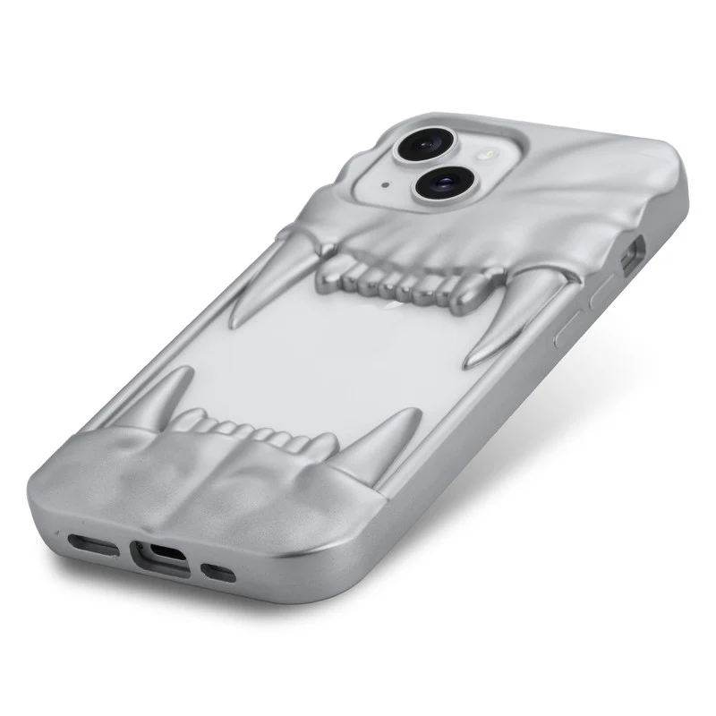 3D Tiger Fang Back Case for Apple iPhone 15, A Wild and Fearless Vibe - Image 27