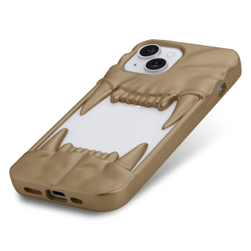 3D Tiger Fang Back Case for Apple iPhone 15, A Wild and Fearless Vibe - Image 9