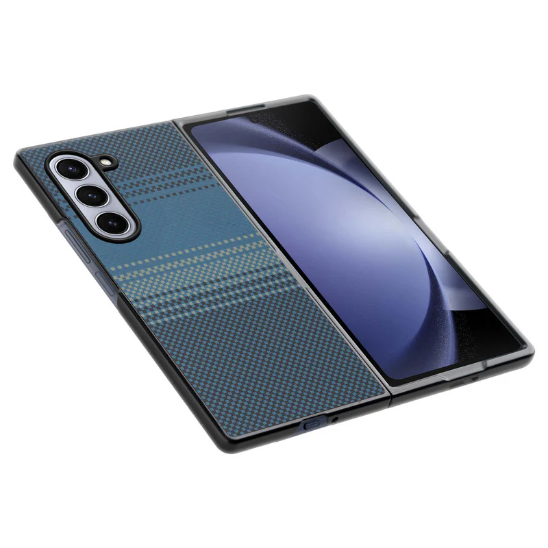 Carbon Fiber TPU Back Cover for Samsung Z Fold 5 with Checkered Printed Designs - Image 7