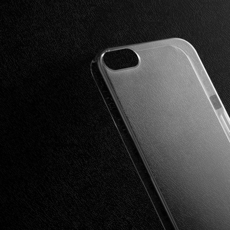 Crystal Clear Hard Back Anti-Yellowing With raised camera edges Phone Case For Apple iPhone 5 - Image 4