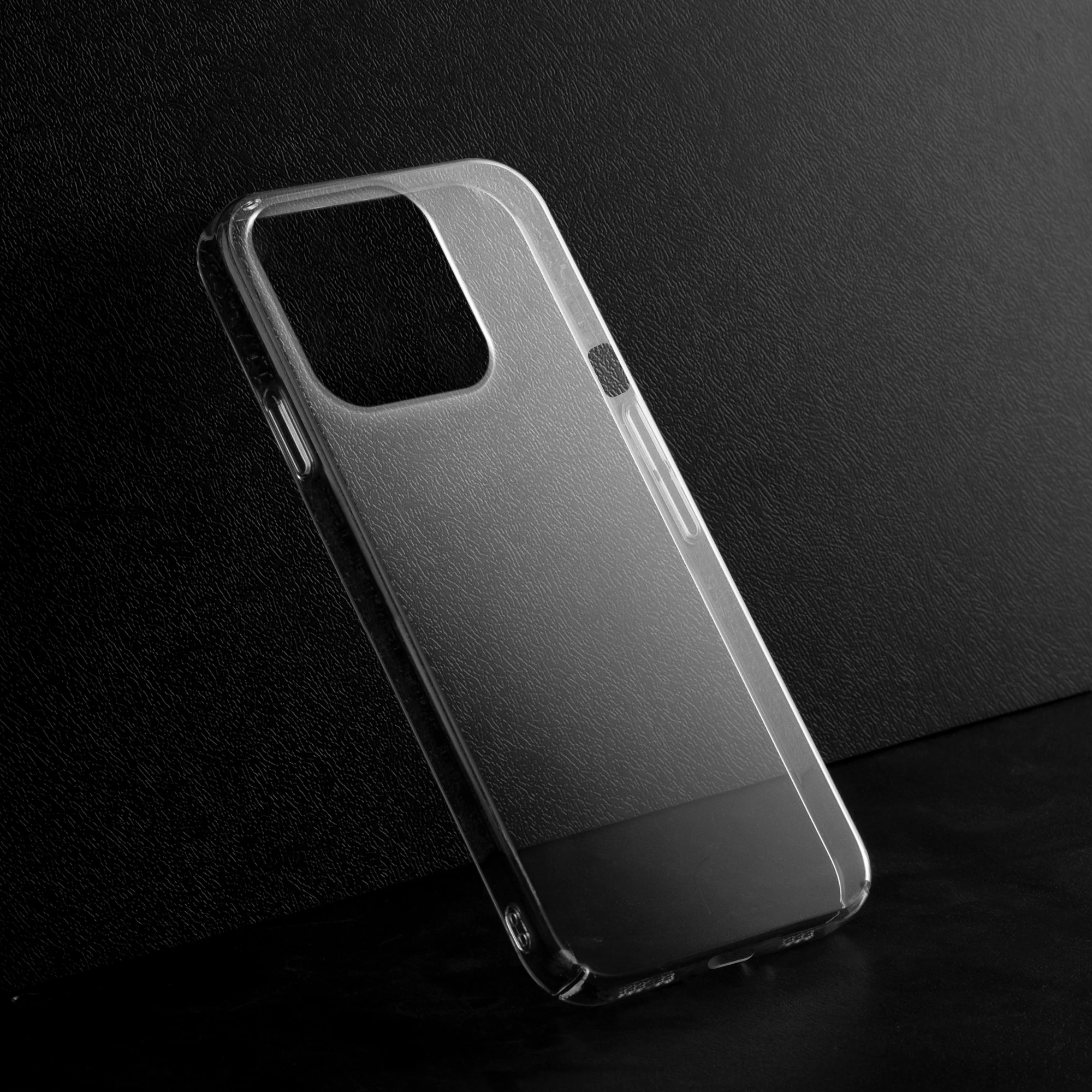 Crystal Clear Hard Back Anti-Yellowing With raised camera edges Phone Case For Apple iPhone 13 Pro - Image 3