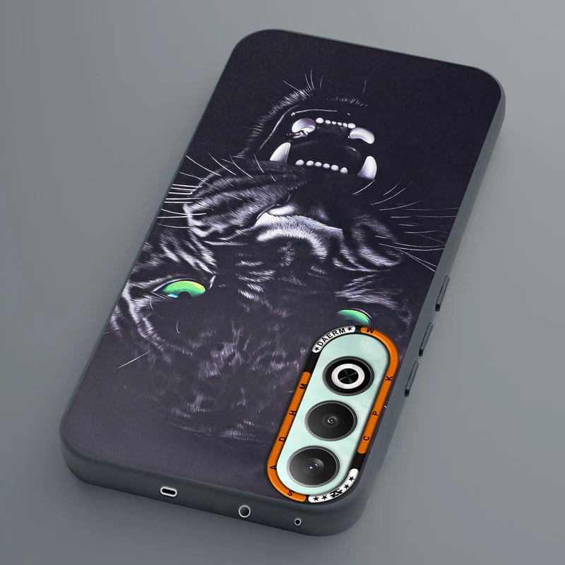 Dark Elegant Wild Creatures Printed Back Cases For OnePlus Nord CE 4 5G - Image 6