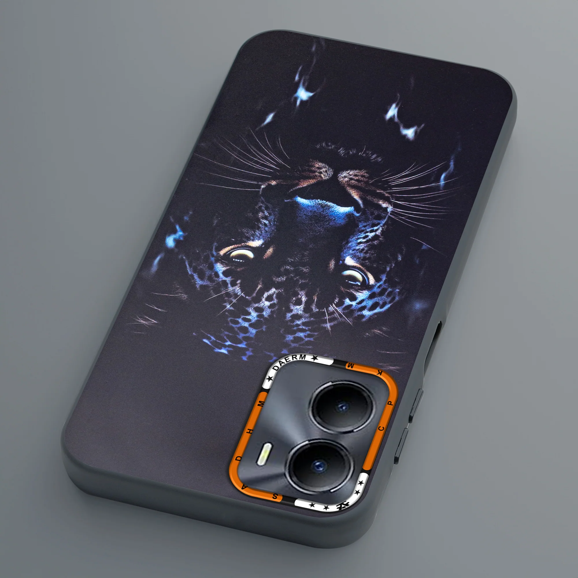 Dark Elegant Wild Creatures Printed Back Cases For Vivo Y56 5G - Image 36