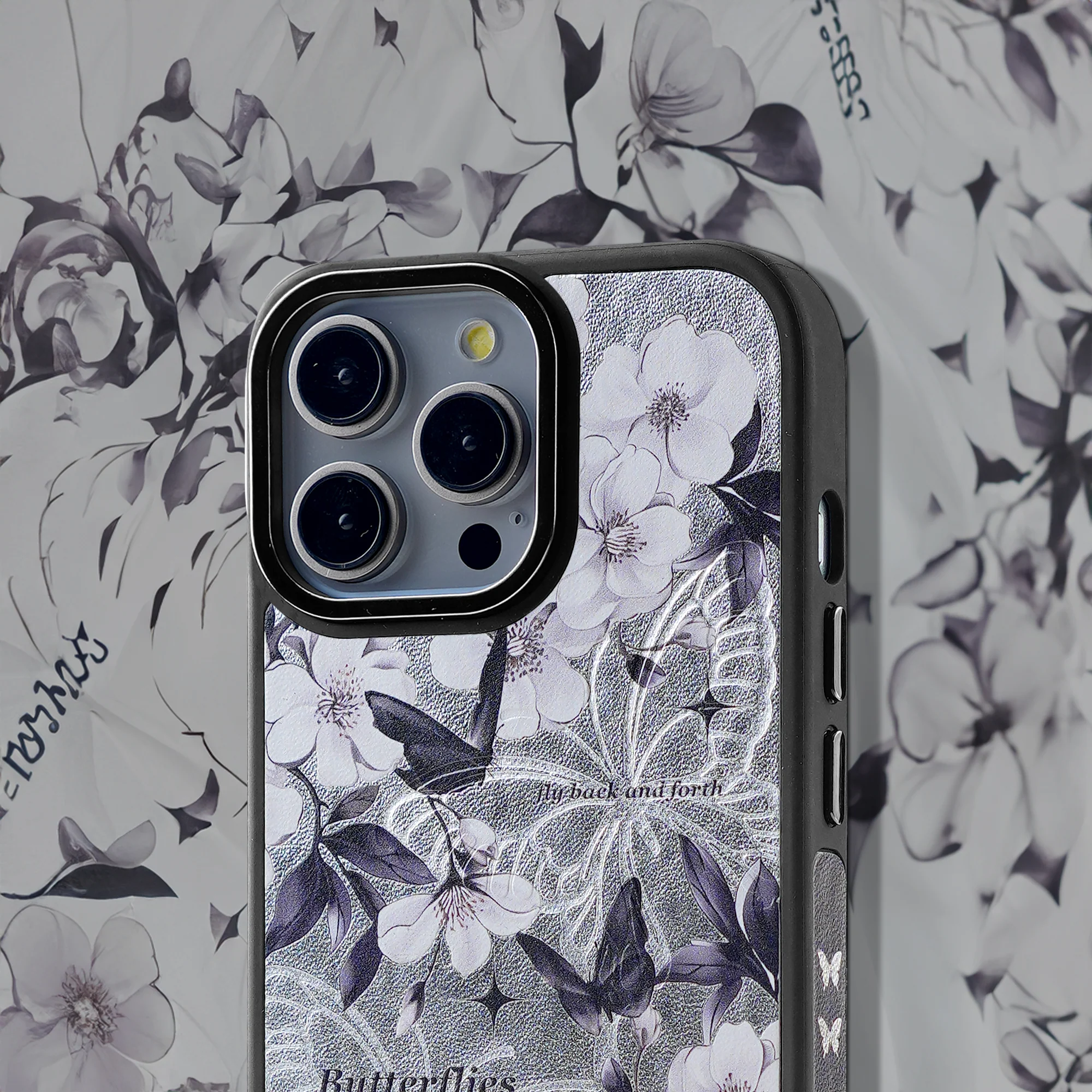 Luxury Floral Prints with Black Keychain Back Cover for Apple iPhone 15 Pro - Image 5
