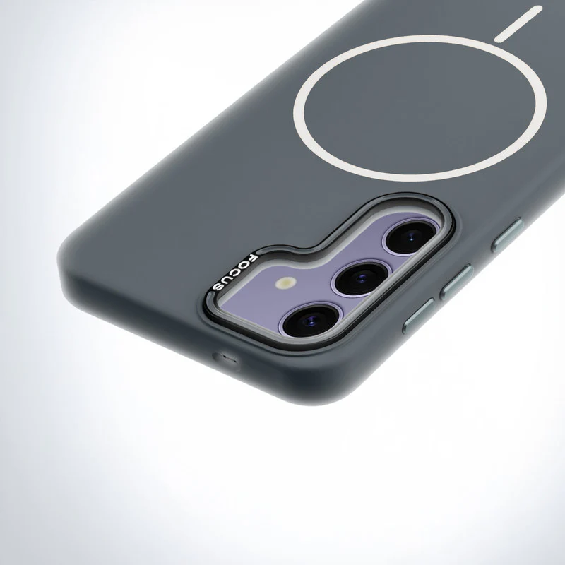 Stylish Wireless Charging Support Compatible Liquid Silicone Hard Back Case For Samsung S25 5G - Image 17