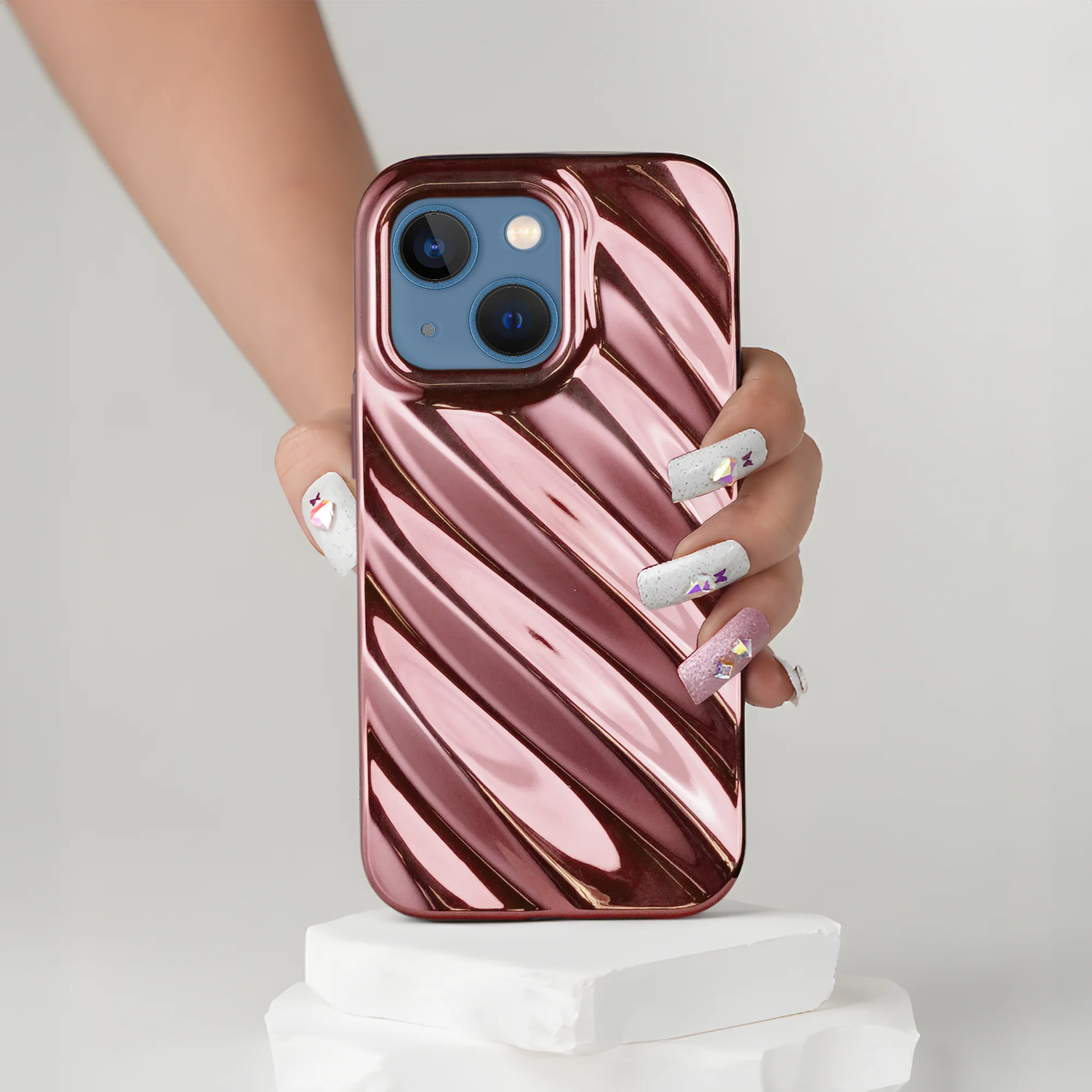 Wave Shiny Back Case for Apple iPhone 13 - Image 12
