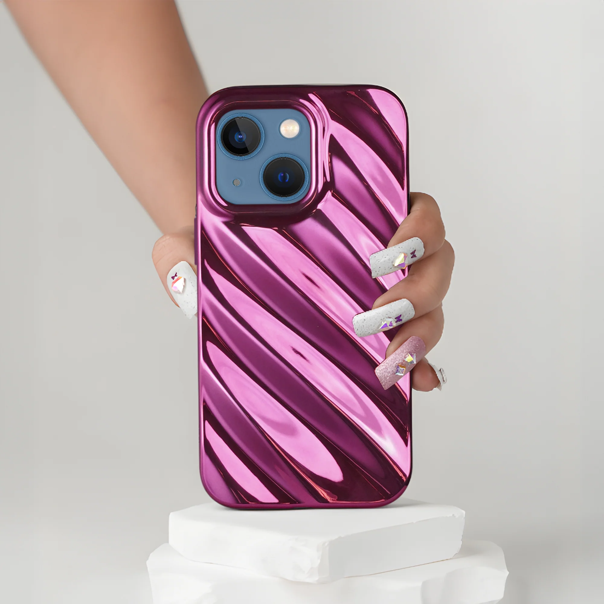 Wave Shiny Back Case for Apple iPhone 13 - Image 24