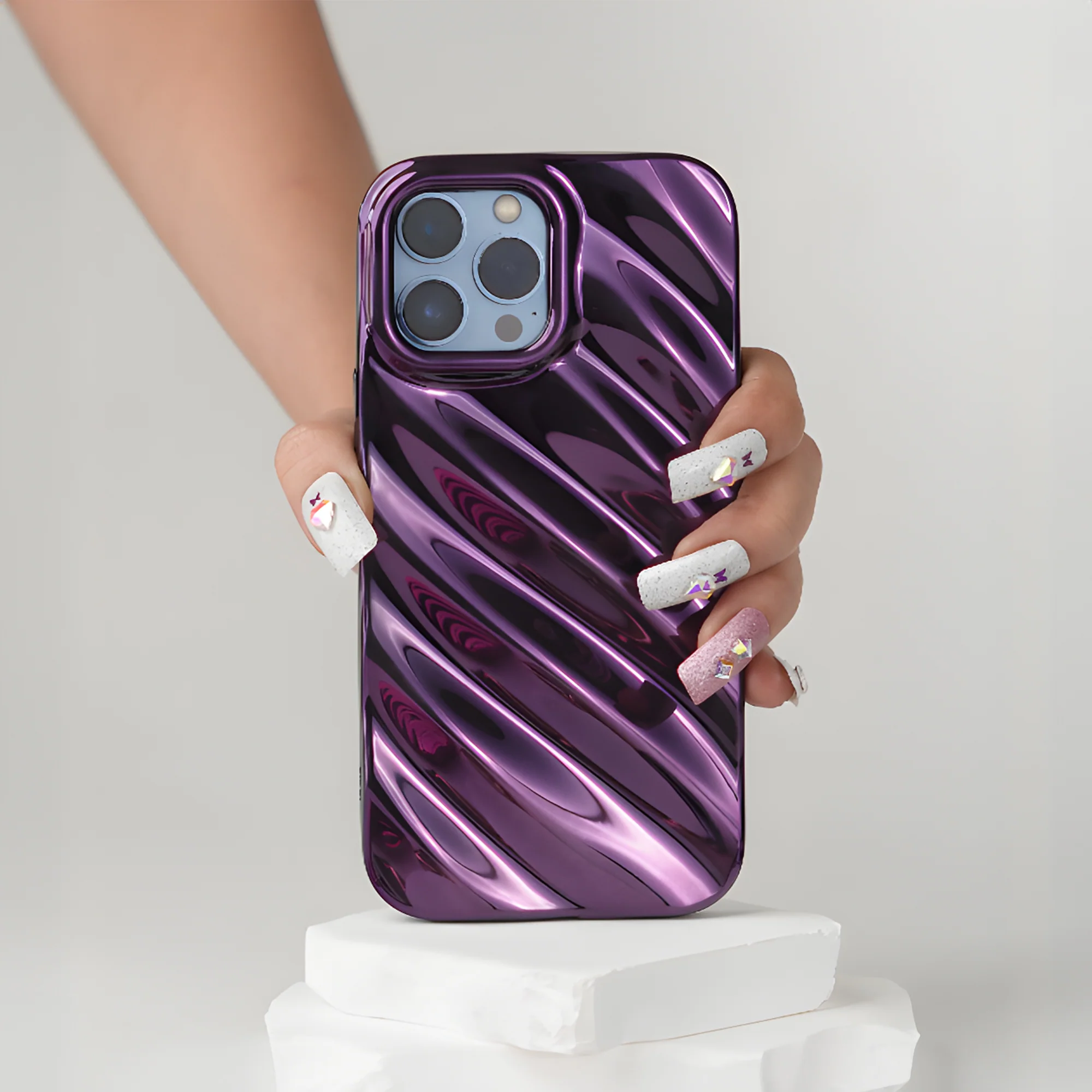 Wave Shiny Back Case for Apple iPhone 13 Pro - Image 24