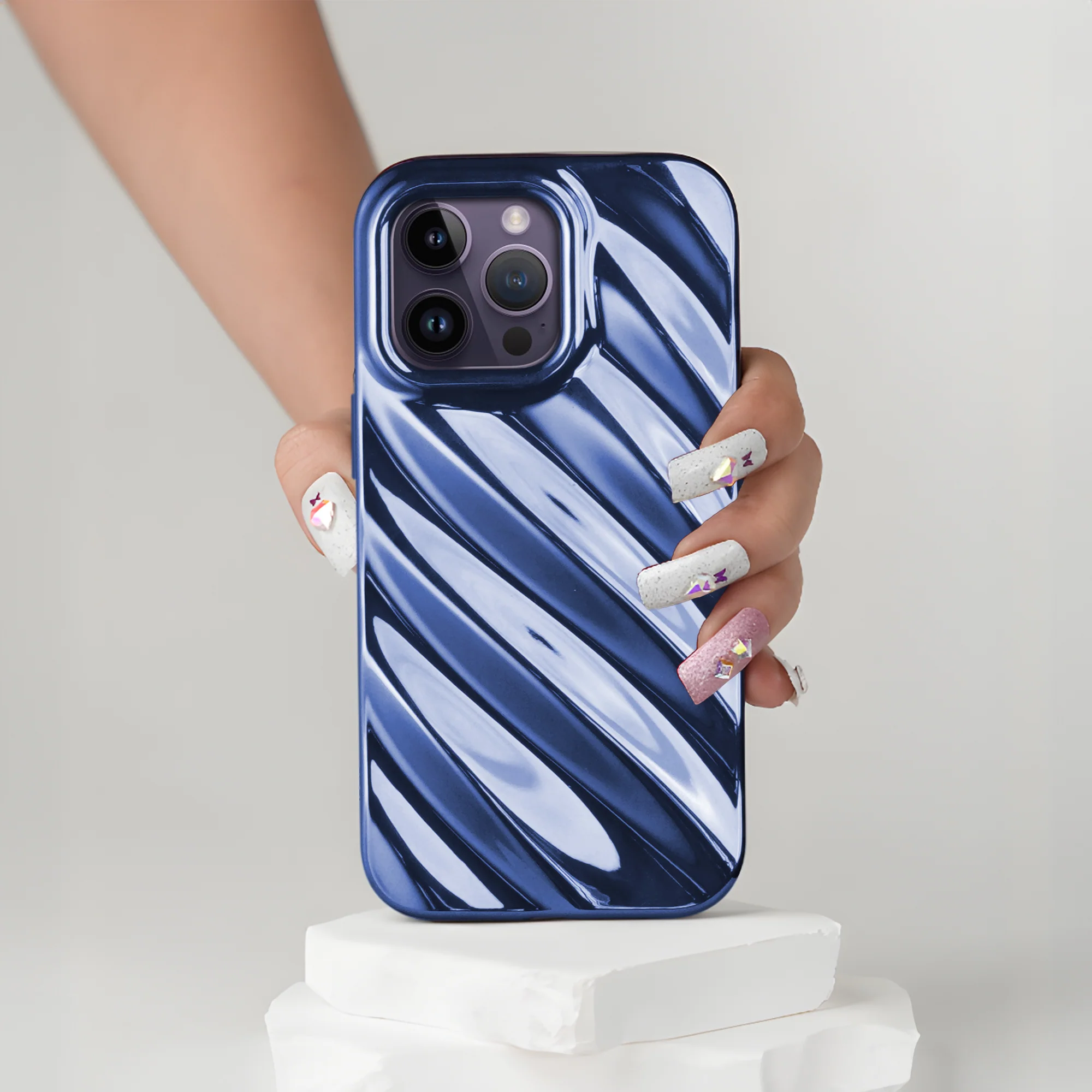 Wave Shiny Back Case for Apple iPhone 14 Pro - Image 12